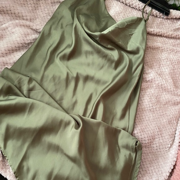 GREEN SLIP ON DRESS - Picture 3 of 5